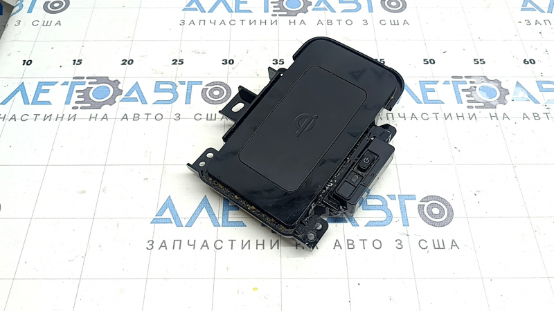 Wireless charger for Toyota Prius 50 19-22 black, scratches