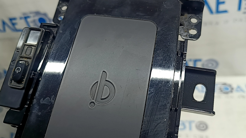 Wireless charger for Toyota Prius 50 19-22 black, scratches