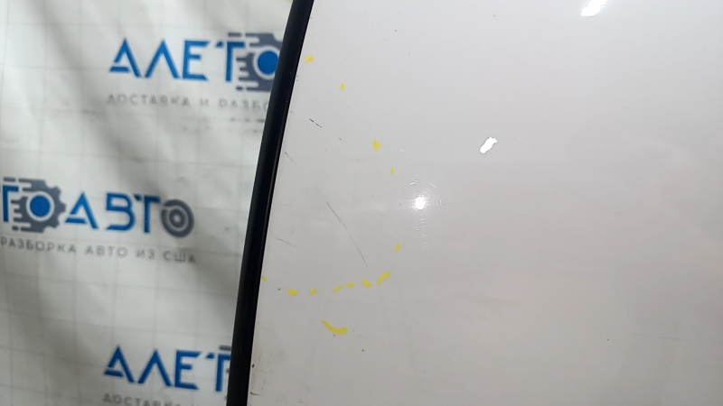 Complete rear left door for an Audi Q7 16-25 aluminum, keyless, door closer, tinted, under the curtain, Quattro trim, white LC9A, dented