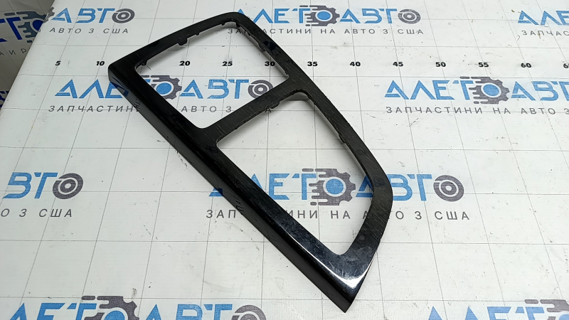Audi Q7 16-19 center console trim in dark wood (gray-brown oak), scratches, dents