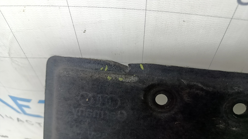 Rear left underbody protection for Audi Q7 16-25, torn and dented