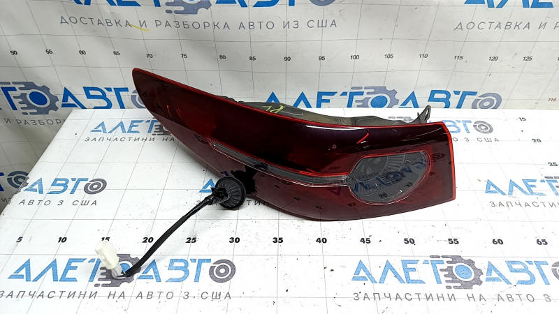 Mazda 3 19-22 4D outer wing light, left