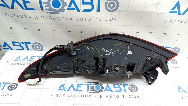 Mazda 3 19-22 4D outer wing light, left