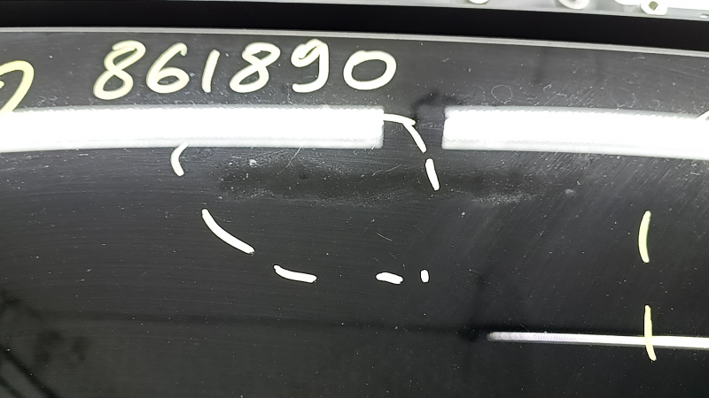BMW 5 G30 17-23 sunroof assembly, black blind, needs cleaning, scratches on the glass