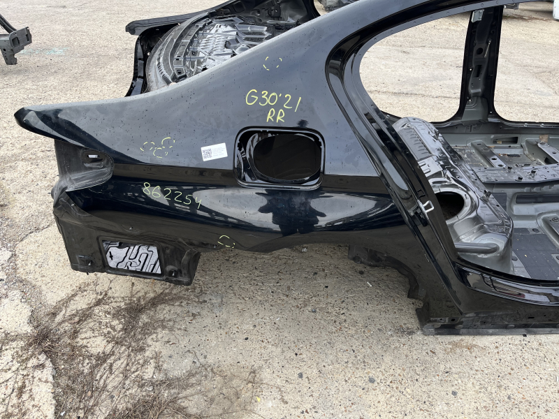 Quarter wing rear right BMW 5 G30 17-23 on the body, black