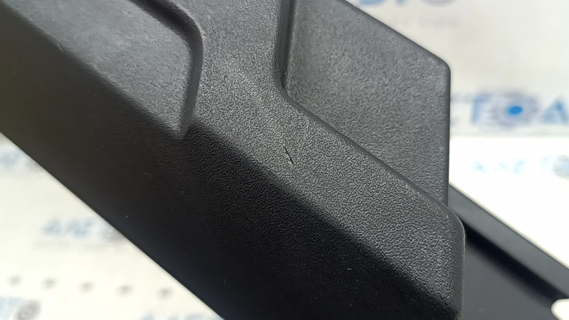 Upper left arch trim trim for Jaguar F-Pace X761 17-23 black, scratches