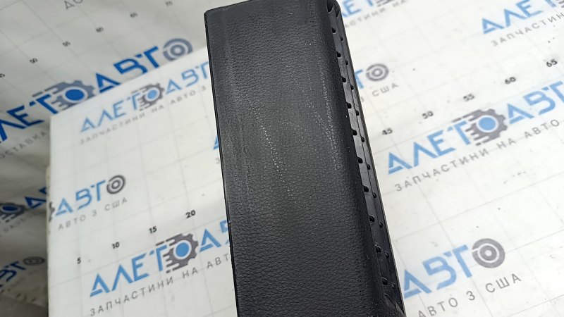 Rear left door sill insert for Toyota Highlander 20-25, grille, black, hybrid, scratches
