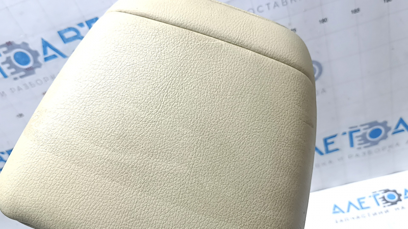 Toyota Avalon 13-14 passenger seat headrest, beige leather