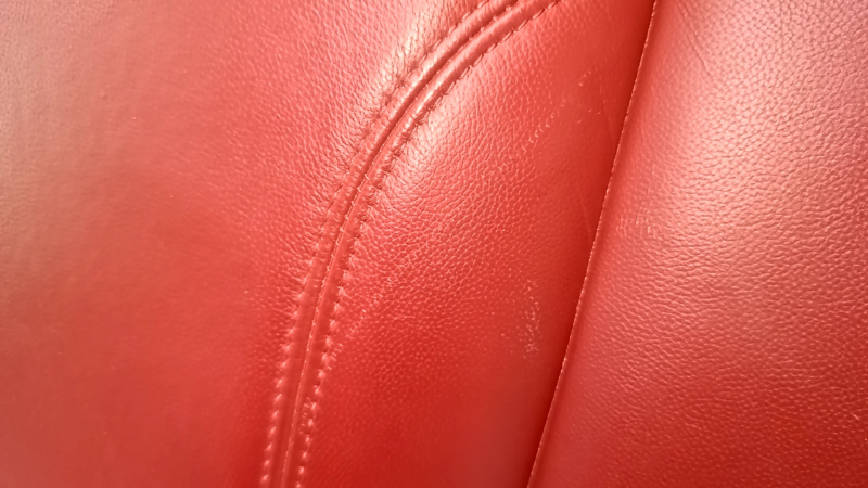 Rear seat cushion, 2nd row, Alfa Romeo Giulia 17-20, red leather, cracked
