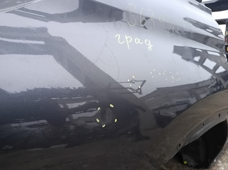 Rear right quarter wing for Toyota Highlander 20-25 under BSM, graphite, on the body, bumps, hail