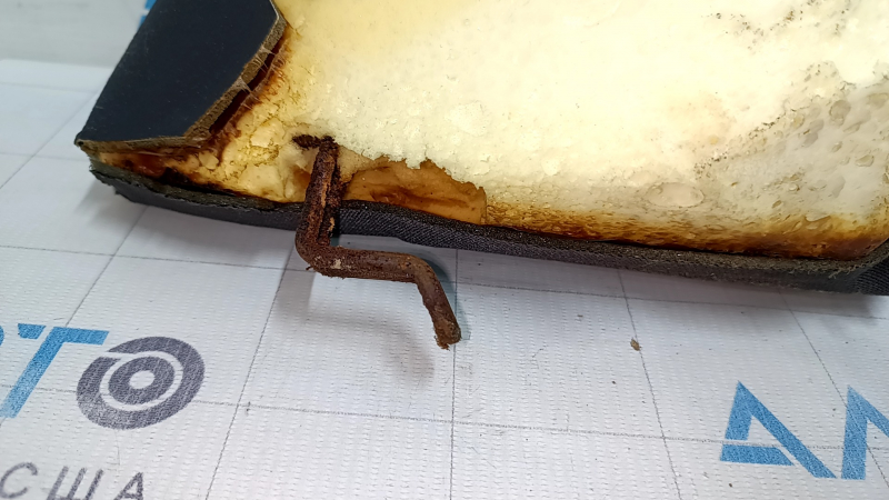 Right rear seat side trim for Mercedes C-class W205 15-21, dark gray leather, dry-cleanable, dented, corrosion