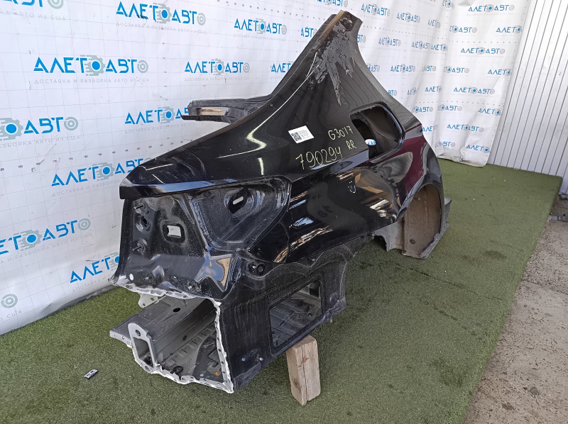 Quarter wing rear right BMW 5 G30 17-23 on the body, black, non-factory hole, pokes