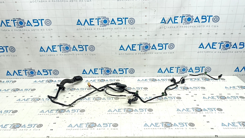 Wiring for the rear right door of a VW Atlas 18-25
