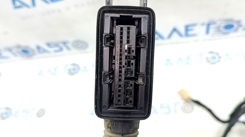 Wiring for the rear right door of a VW Atlas 18-25