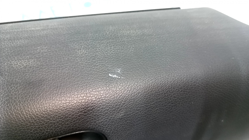 Mercedes C-class W205 15-21 black glove compartment, 2 parts, scratches, water contact