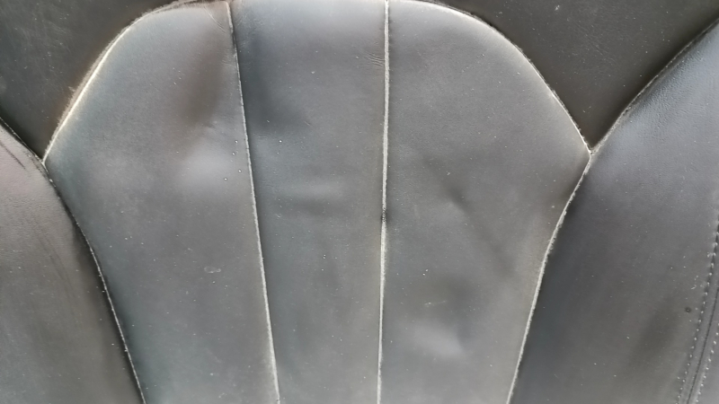 Right rear seat back for Nissan Leaf 13-12, black leather, dents, broken leather