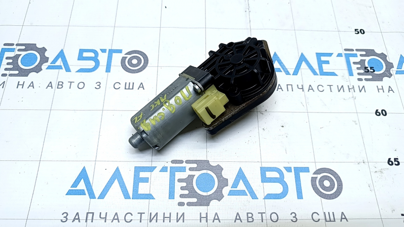 Lincoln MKC 15-19 passenger seat lift motor without frame