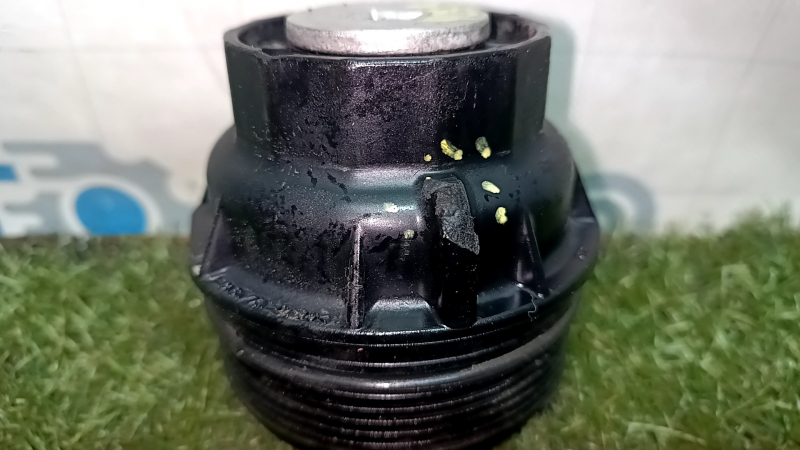 Oil filter housing 2AR-FXE Toyota Camry v50 12-14 hybrid USA plastic, broken