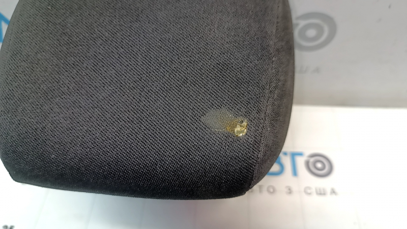 Kia Forte 4D 17-18 rear center headrest for dry cleaning