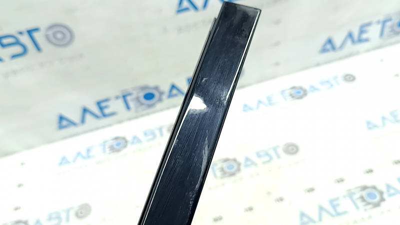 BMW X3 G01 18-21 center rear right side door trim, glossy black, scratches