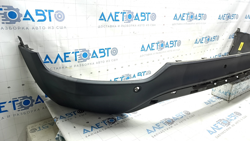 Lincoln MKC 15-19 rear bumper lip, structure for parking sensors, scratches
