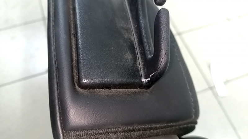 Left rear seat backrest for Jeep Cherokee KL 19-23, black leather, perforated, with armrest