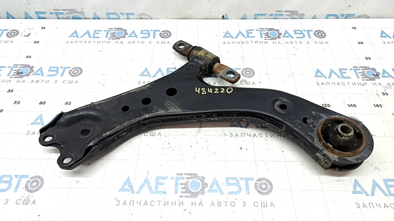 Lower front right arm Toyota Camry v70 18-24 cracked silent block