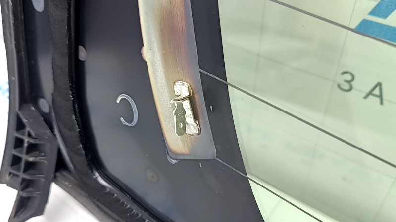 Rear window of the trunk door, main glass, Toyota Prius 30 12-15