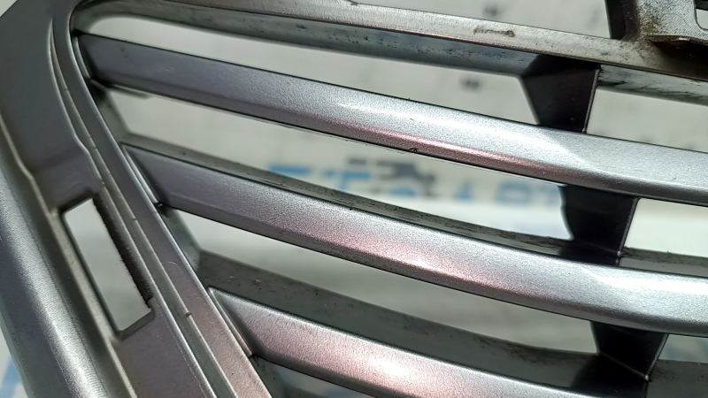 Radiator grill grill Lexus ES300h ES350 13-15 pre-rest with badge, sand