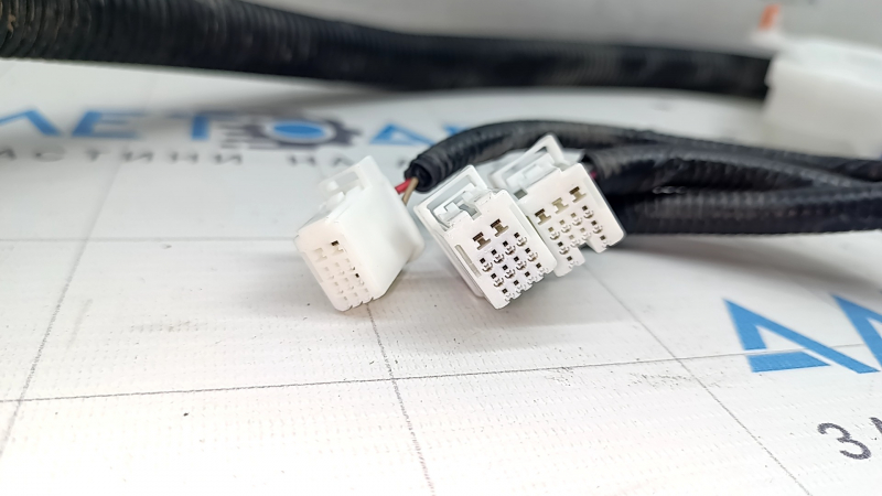 Wiring for the rear left door of a 2015 Toyota Sienna