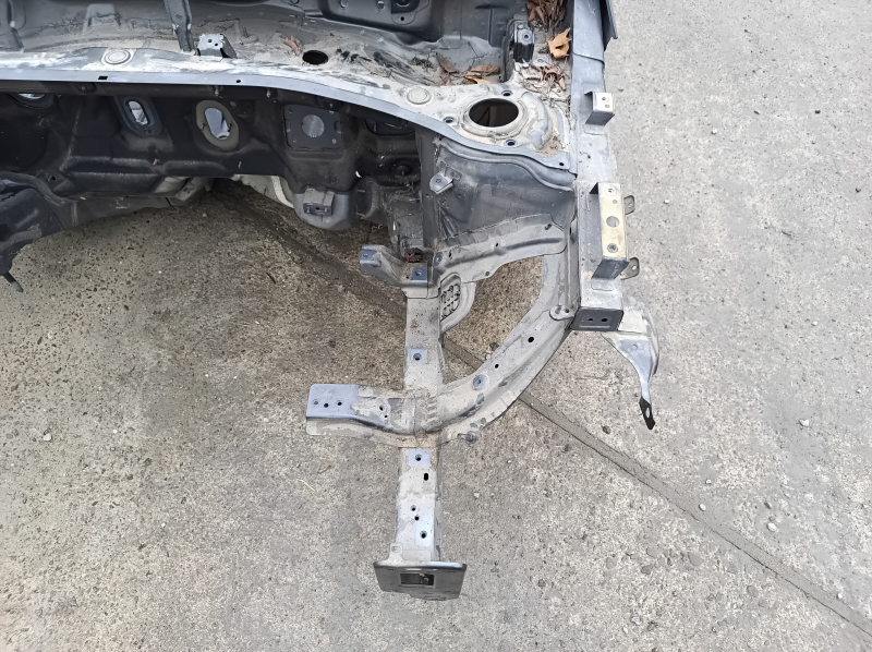 Hyundai Ioniq 18-22 PHEV front left quarter panel on the body, graphite