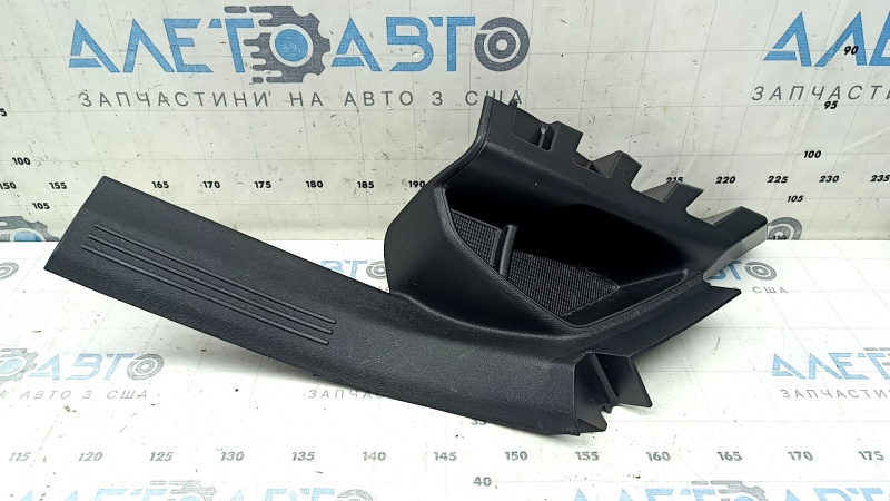 Volvo XC40 19-25 rear left door sill trim, black, scratches