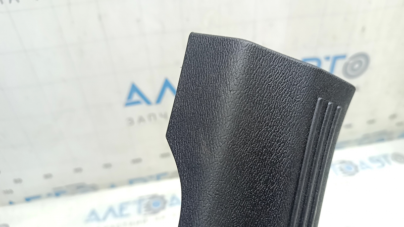 Volvo XC40 19-25 rear right door sill trim, black, scratches