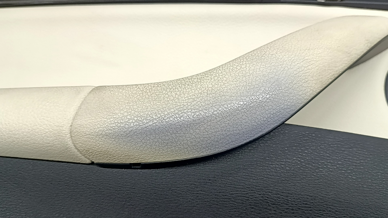 Door trim, front left, BMW X1 F48 16-22, Sensatec leather, beige with black, Oyster, with armrest, beige Oyster leather, molding, glossy black, with overlay, with handle, scratches, dry-cleanable
