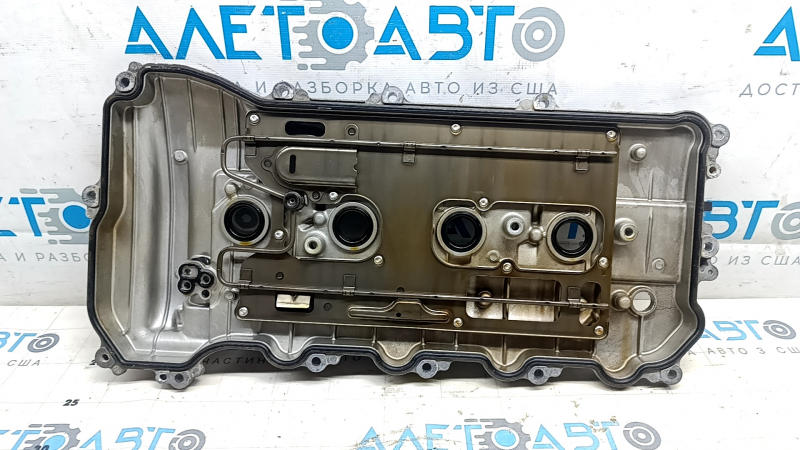 Valve cover 2AR-FXE Toyota Camry v50 12-14 hybrid usa