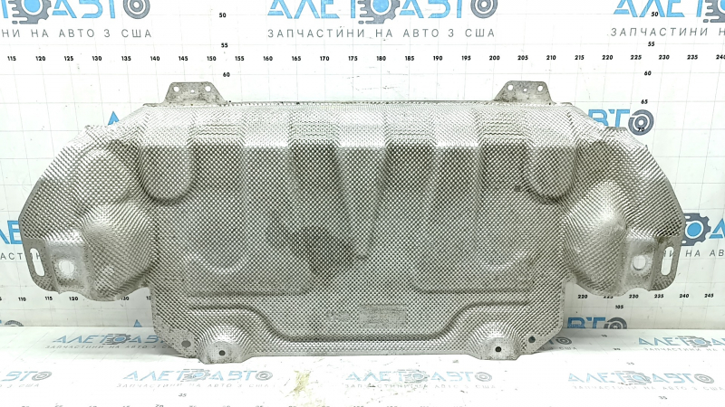 Thermal protection for the trunk trough of the Volvo XC40 19-25