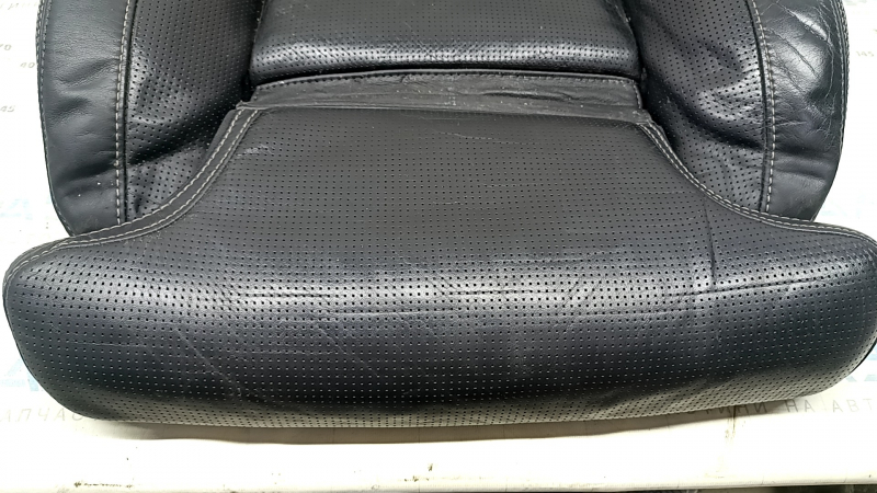 Volvo XC60 18-25 driver's seat cushion upholstery, black Nappa leather with perforation with knee support, cracked
