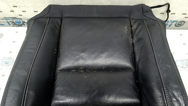 Volvo XC60 18-25 driver's seat cushion upholstery, black Nappa leather with perforation with knee support, cracked