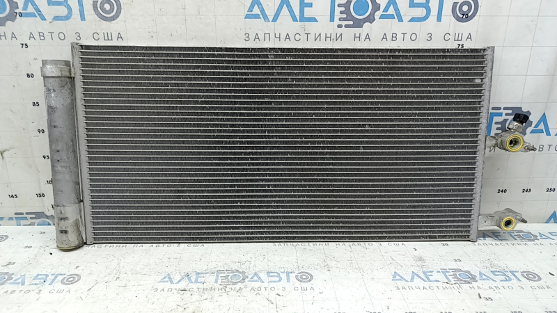 Volvo XC60 18-25 T5, T6, T8 air conditioner condenser radiator with dented honeycomb