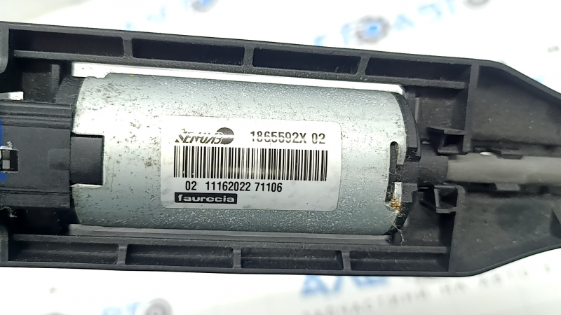 Mitsubishi Outlander 22-25 passenger seat longitudinal adjustment motor