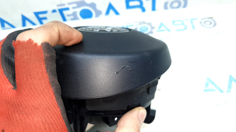 Alfa Romeo Giulia 17-23 black, scratched steering wheel airbag for the driver