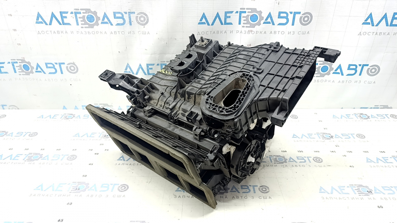 The bare heater housing of the Honda CRV 20-22 hybrid dual-zone air conditioner