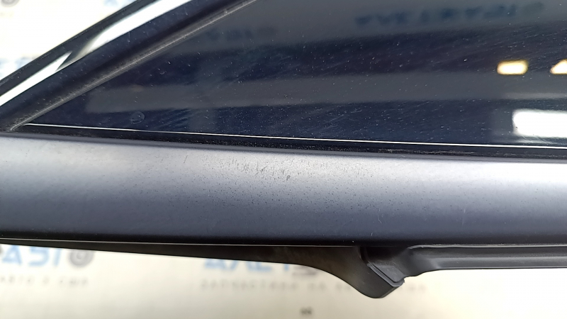 Left Nissan Ariya 23-25 rear fender triangle cap with black molding, scratches