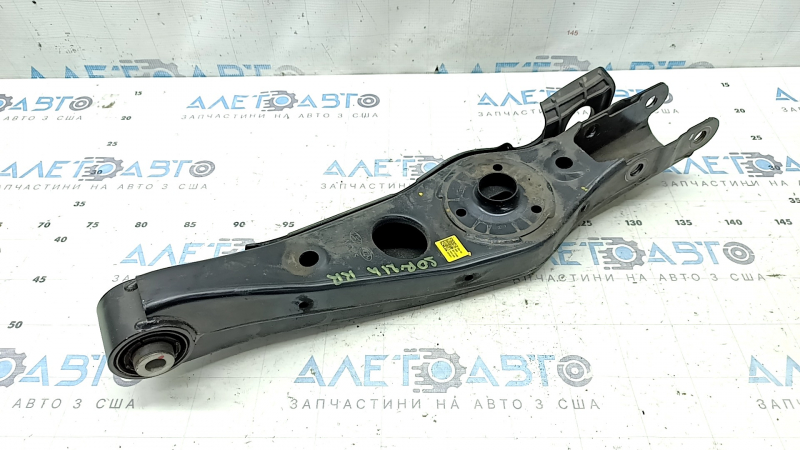Lower control arm for rear right Kia Sorento 21-25 with cover