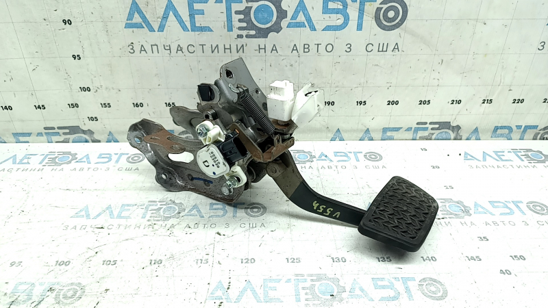 Toyota Camry v55 15-17 USA brake pedal with sensor