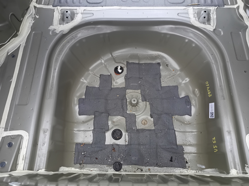 Toyota Camry v55 15-17 USA trunk tray, on the body