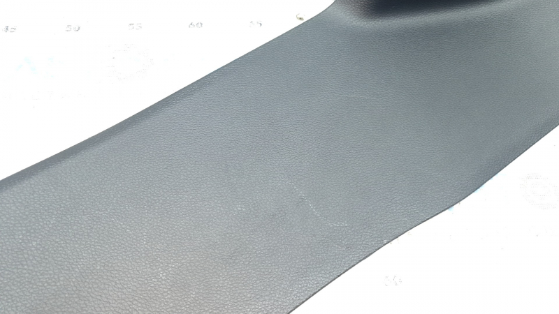 Honda CRV 17-22 right side center console trim, black, scratches