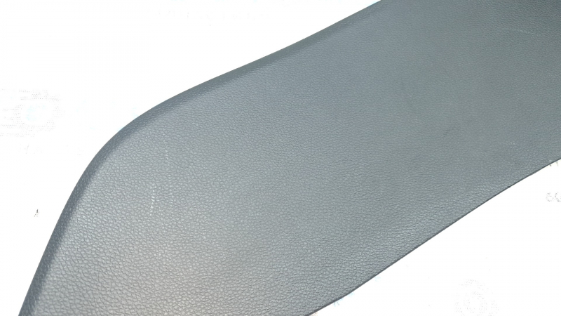 Honda CRV 17-22 right side center console trim, black, scratches