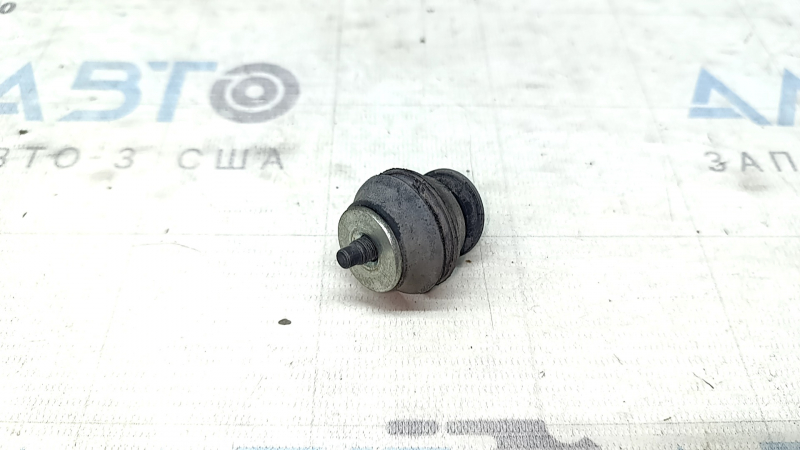 Honda CRV 20-22 hybrid tires, upper right inverter radiator support