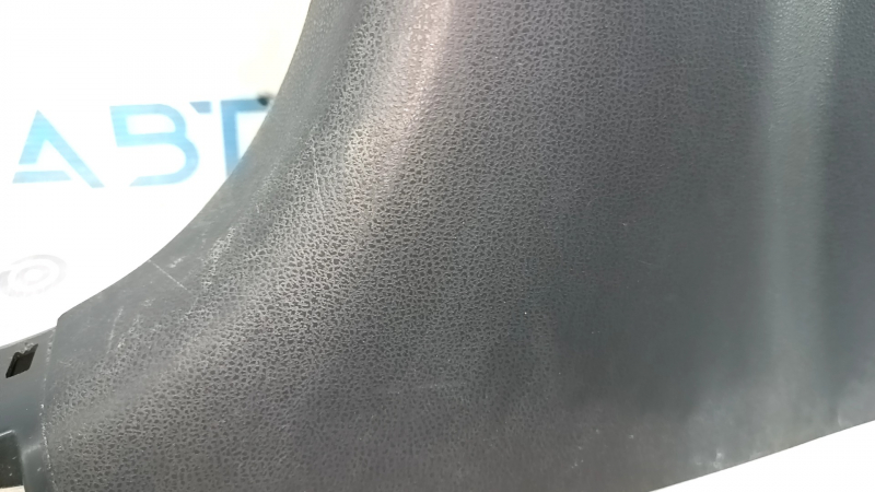 Nissan Versa 12-19 USA lower left center pillar trim, black, scratches